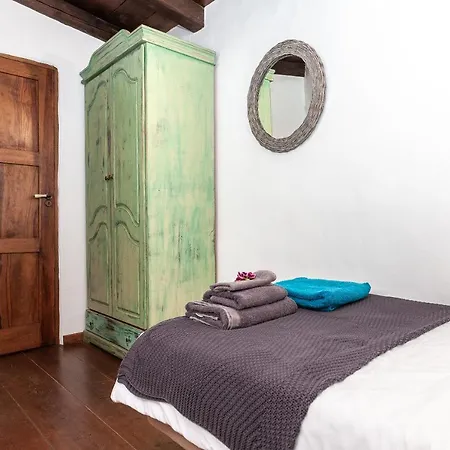 Värdshus Azulfit Surya Yoga & Pilates Retreat La Oliva