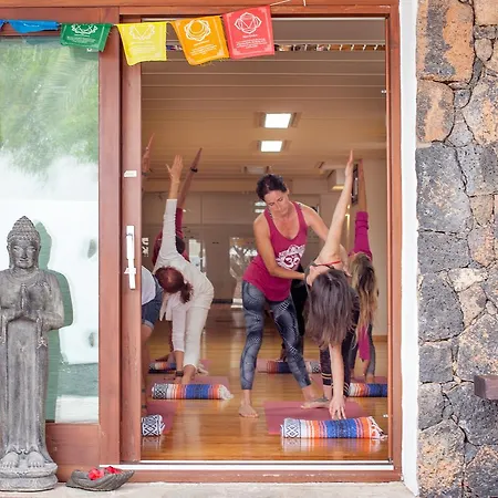 Värdshus Azulfit Surya Yoga & Pilates Retreat La Oliva
