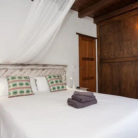 Azulfit Surya Yoga & Pilates Retreat *