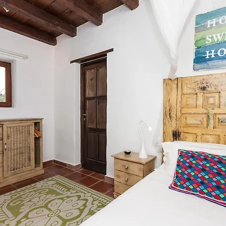 Azulfit Surya Yoga & Pilates Retreat * La Oliva